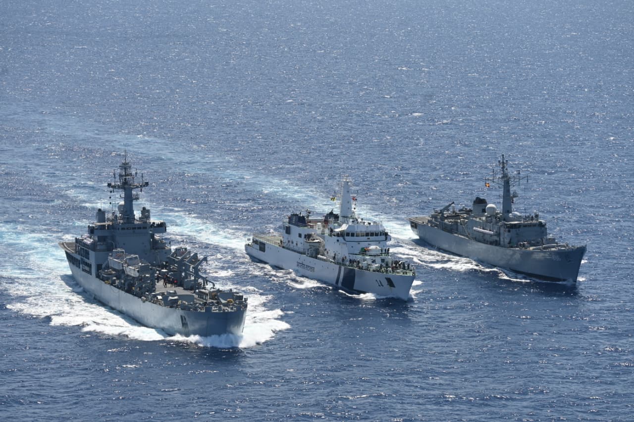 Three Indian warships on training deployment reach Seychelles https://www.newsgate.press