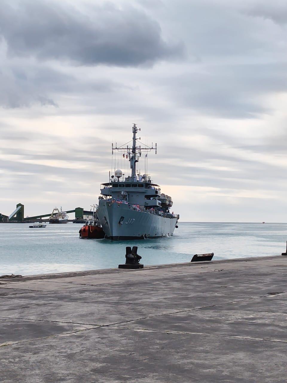 Key Indian Navy warships reach Italy and Mauritius