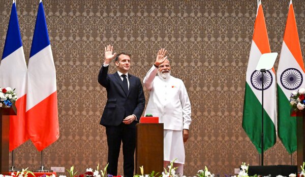Modi holds talks with Macron in Mumbai