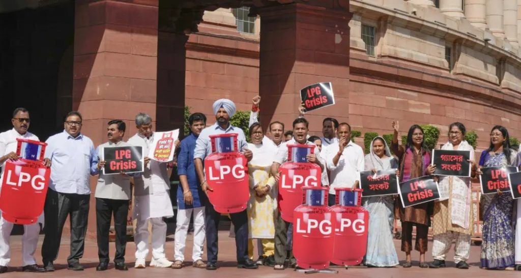 Lok Sabha rocked by LPG shortage