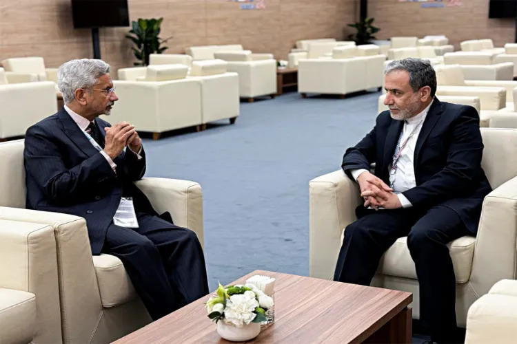 Iranian foreign minister dials Jaishankar